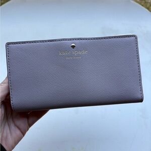 NWOT Kate Spade New York Pond Mikas Avenue Stacy Leather Wallet (Gray)